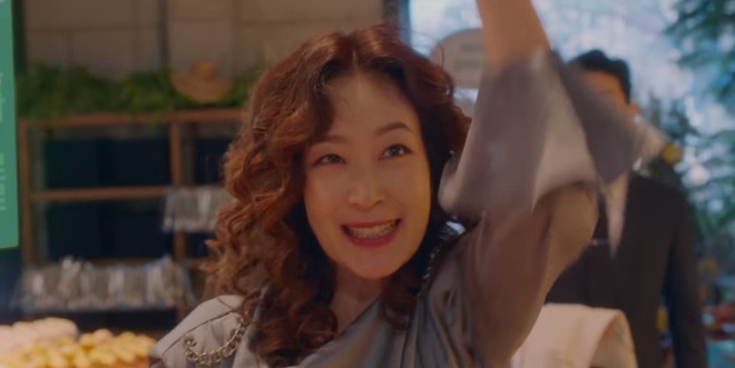 Vụ tiểu thư t&agrave;i phiệt h&agrave;nh hung nh&acirc;n vi&ecirc;n ở drama 18+ Mine l&agrave; l&ugrave;m x&ugrave;m c&oacute; thật chấn động thế giới một thời? - Ảnh 3.