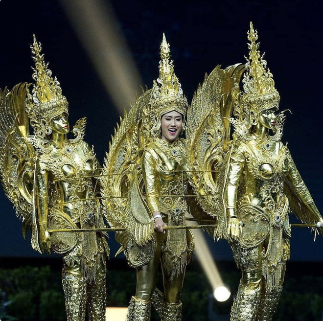Thi 3 năm rồi, HHen Niê vẫn lọt BXH quốc phục gây bất ngờ nhất lịch sử Miss Universe, Khánh Vân - Hoàng Thuỳ cũng được nhắc tới - Ảnh 8.