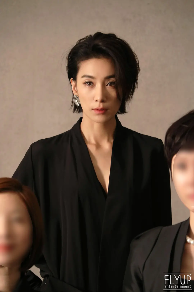 Mợ cả Kim Seo Hyung ngầu điên đảo ở drama 18+ Mine, netizen rớt liêm sỉ nguyện bẻ cong giới tính - Ảnh 10.