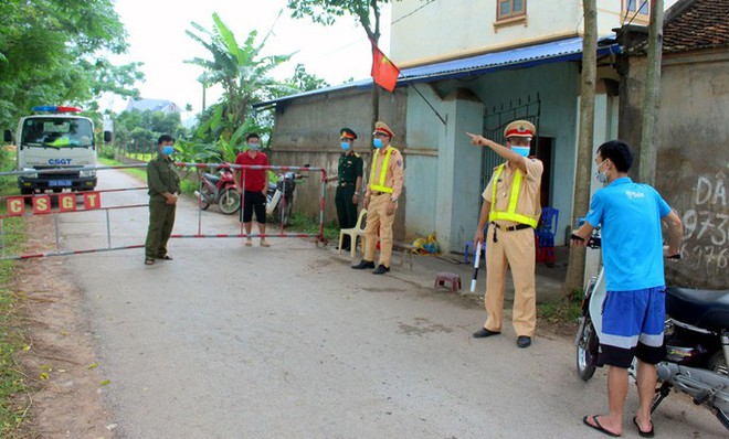 C&ocirc;ng an điều tra ca dương t&iacute;nh SARS-CoV-2 đầu ti&ecirc;n ở Th&aacute;i Nguy&ecirc;n - Ảnh 1.