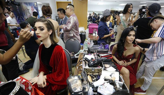 Sự thật g&acirc;y tranh c&atilde;i về Miss Universe: Hậu trường nặng m&ugrave;i, th&iacute; sinh kh&ocirc;ng cần t&agrave;i năng v&agrave; phải mang theo thuốc trĩ v&igrave; l&iacute; do n&agrave;y - Ảnh 5.