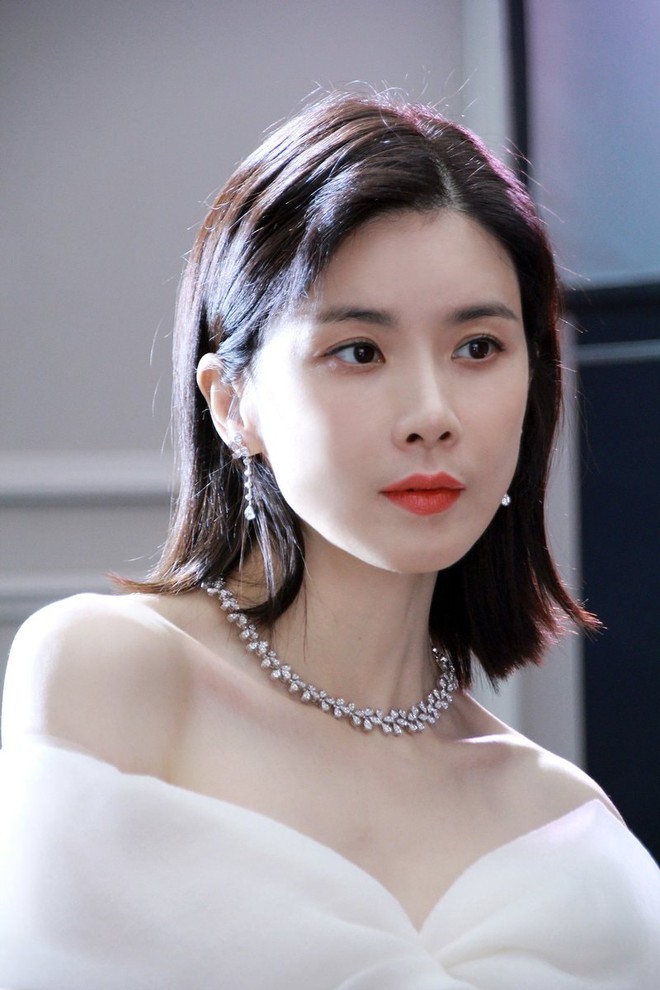 Ngất lịm với đại tiệc nhan sắc của 3 chị đại Mine: Mong manh, dịu d&agrave;ng hay cool ngầu đều c&oacute; đủ - Ảnh 11.