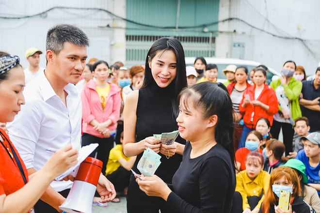 Công Vinh viết tâm thư khi Thủy Tiên bị kéo vào thị phi, đặc biệt nhắc lại 1 câu nói ý nghĩa của vợ giữa liên hoàn biến showbiz - Ảnh 4.