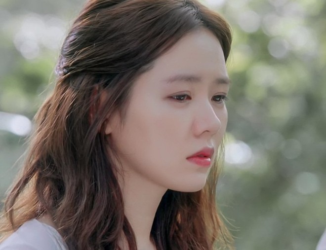 Sốc visual với ảnh cưới của Son Ye Jin từ 8 năm trước, netizen nức nở giá như chú rể là Hyun Bin - Ảnh 6.