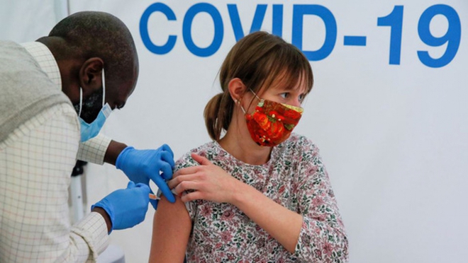 Khả năng miễn dịch SARS-CoV-2 “đáng kinh ngạc” sau khi tiêm vaccine Covid-19 - Ảnh 1.