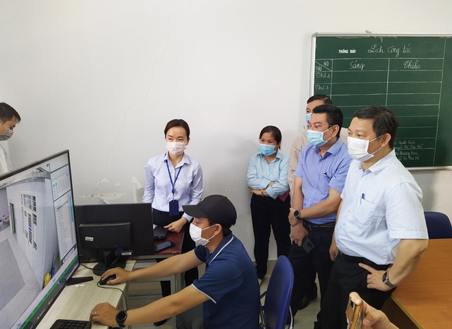TP.HCM: Phát hiện người cách ly vi phạm, đề nghị cấm ra khỏi phòng, tăng cường camera - Ảnh 1.