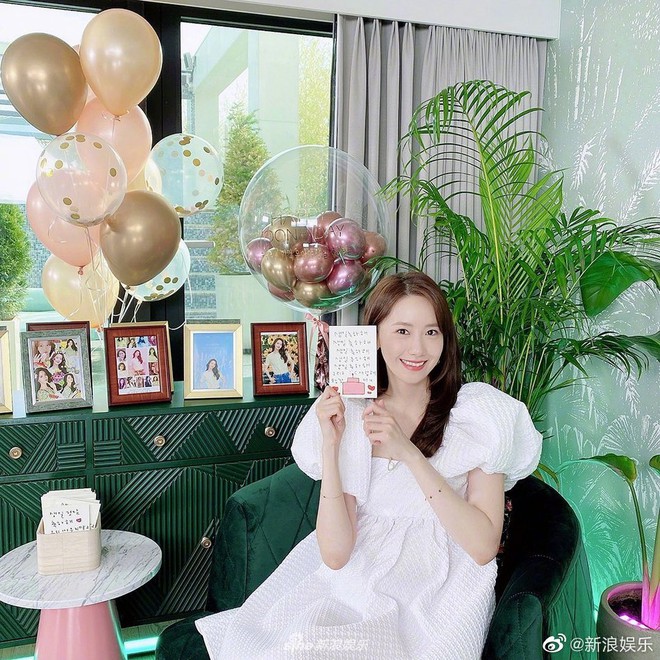 Yoona (SNSD) gây bão cả Weibo nhờ màn livestream khoe visual đẹp xỉu đón sinh nhật, ai mà tin nổi chị đẹp đã 31 tuổi - Ảnh 8.