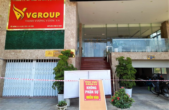 Nữ nhân viên massage dương tính với SARS-CoV-2 từng đi qua Hậu Giang, Cần Thơ và nhiều lần bắt Grab ra chợ, công viên - Ảnh 4. Nữ nhân viên massage dương tính với SARS-CoV-2 từng đi qua Hậu Giang, Cần Thơ và nhiều lần bắt Grab ra chợ, công viên - Ảnh 4.