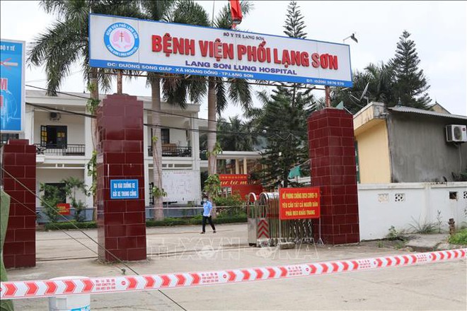 Phong tỏa Bệnh viện Phổi Lạng Sơn - Ảnh 1.