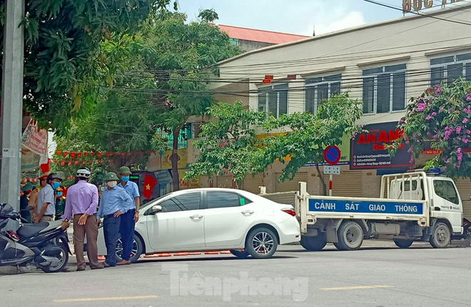 Nhân viên y tế chùa Tam Chúc có gần 1.900 F1,F2, Hà Nam phong tỏa thêm 2 khu vực - Ảnh 2.