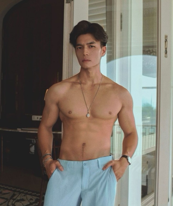 Ng&ocirc; Thanh V&acirc;n được Huy Trần chăm bẵm từng li từng t&iacute;, hạnh ph&uacute;c qu&aacute; n&ecirc;n khoe lu&ocirc;n ảnh nền điện thoại đang kho&aacute; m&ocirc;i cực ngọt đ&acirc;y n&agrave;y! - Ảnh 5.