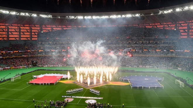 To&agrave;n cảnh chống COVID-19 tại Euro 2020: Di chuyển giữa c&aacute;c quốc gia l&agrave; thử th&aacute;ch lớn nhất - Ảnh 4.
