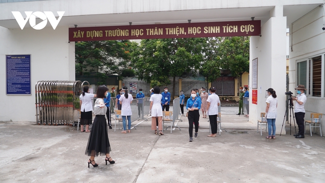 Các quận huyện có học sinh diện “F” tại Hà Nội gấp rút chuẩn bị cho kỳ thi vào lớp 10 - Ảnh 1.