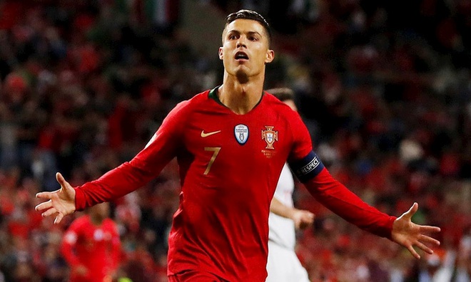 Đêm mất ngủ với fan bóng đá Việt: Vừa hóng tuyển Việt Nam vs UAE, vừa ngóng Ronaldo quẩy tung nóc Euro 2020 - Ảnh 1.