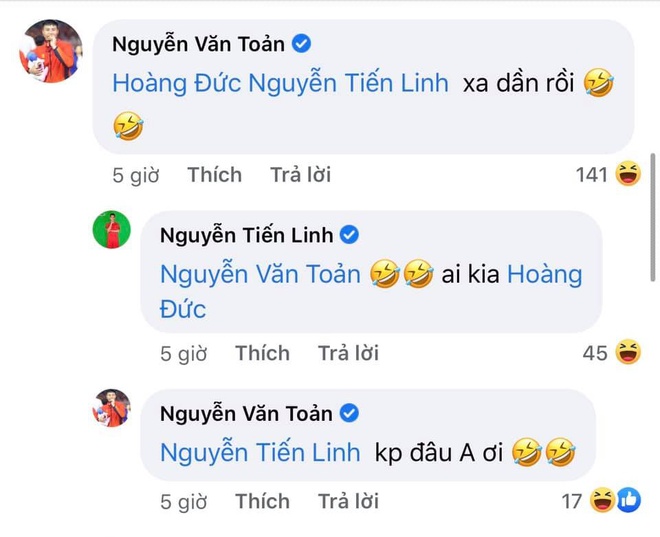 Tiền vệ tuyển Việt Nam cover hit Sơn Tùng, Đoàn Văn Hậu - Tiến Linh vội triệu hồi chiến hữu vào bóc phốt tới bến - Ảnh 6.