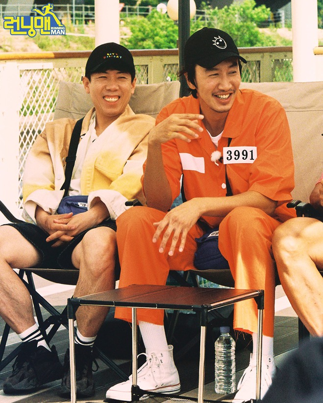 Tâm thư 7 thành viên gửi Lee Kwang Soo trước khi rời chương trình, fan đọc tới đâu khóc tới đó - Ảnh 7.