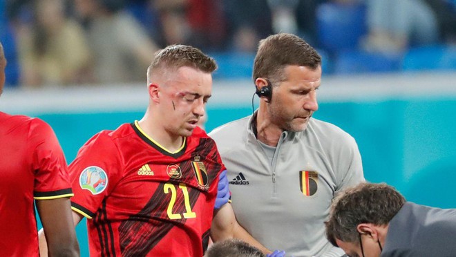 Ngôi sao đội tuyển Bỉ bị vỡ hốc mắt, chính thức chia tay EURO 2020 - Ảnh 1.