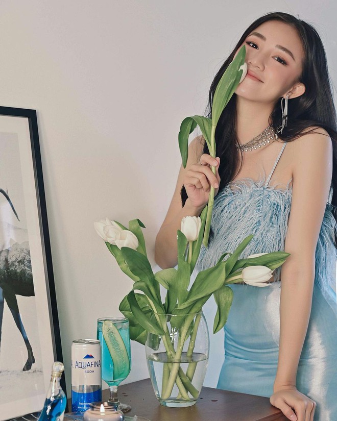 Instagram look sao Việt tuần qua: Crop-top chiếm sóng, riêng 1 ngôi sao lạc quẻ vì diện nguyên set đồ len phát ngốt - Ảnh 6.