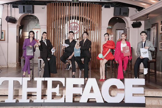 Săn profile host The Face Online, quyền lực cỡ nào mà dàn HLV - cố vấn đều phải nể? - Ảnh 2.