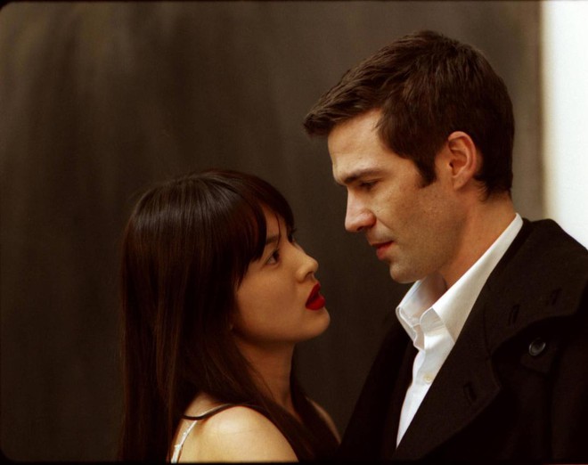 Song Hye Kyo từng có phim 18 bị cấm chiếu vì cảnh nóng trần trụi, còn trở thành nạn nhân của clip sex - Ảnh 10. Song Hye Kyo từng có phim 18 bị cấm chiếu vì cảnh nóng trần trụi, còn trở thành nạn nhân của clip sex - Ảnh 10.