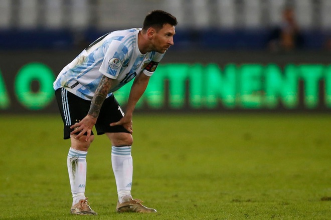 Argentina bất lực để Chile cầm hòa trong ngày Messi lập siêu phẩm đá phạt - Ảnh 7.