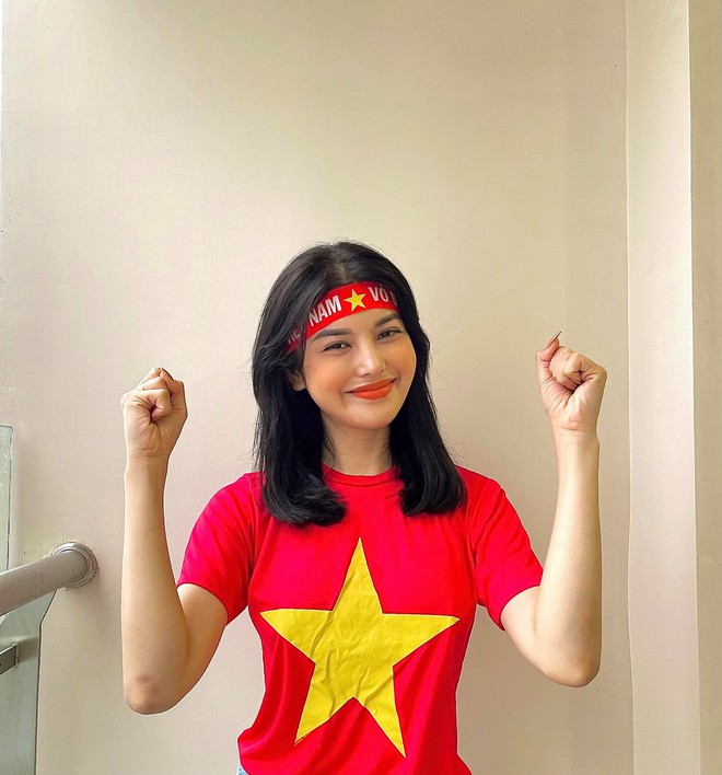 Nữ diễn viên hứa tặng quỹ vaccine 20 triệu/1 bàn thắng của tuyển Việt Nam, cuối cùng chuyển nóng con số khiến cả MXH ngỡ ngàng - Ảnh 3.