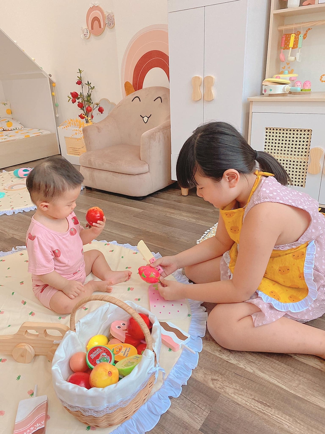 Mẹ đảm thiết kế phòng cho con xinh yêu như cổ tích, chi phí chưa đến 25 triệu mà đồ chơi toàn hàng sang xịn mịn - Ảnh 11. Mẹ đảm thiết kế phòng cho con xinh yêu như cổ tích, chi phí chưa đến 25 triệu mà đồ chơi toàn hàng sang xịn mịn - Ảnh 11.