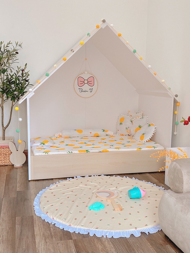 Mẹ đảm thiết kế phòng cho con xinh yêu như cổ tích, chi phí chưa đến 25 triệu mà đồ chơi toàn hàng sang xịn mịn - Ảnh 5. Mẹ đảm thiết kế phòng cho con xinh yêu như cổ tích, chi phí chưa đến 25 triệu mà đồ chơi toàn hàng sang xịn mịn - Ảnh 5.