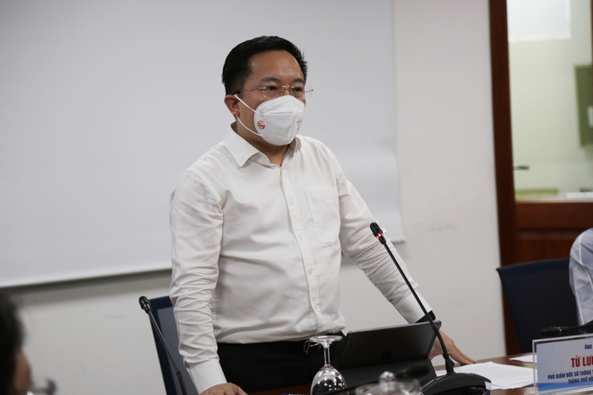 Chỉ thị mới của TP.HCM: Giải tán chợ tự phát, dừng vận chuyển hành khách công cộng - Ảnh 1. Chỉ thị mới của TP.HCM: Giải tán chợ tự phát, dừng vận chuyển hành khách công cộng - Ảnh 1.