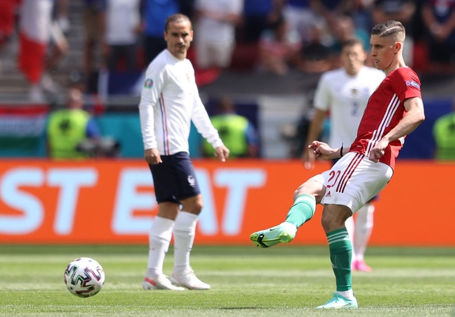 Chấn động Euro: Nhà vô địch thế giới Pháp hòa thất vọng trước Hungary trong ngày thi đấu dưới sức ép của hơn 5 vạn khán giả - Ảnh 21.