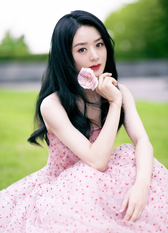 Triệu Lệ Dĩnh d&ugrave;ng 8 chữ để n&oacute;i về thay đổi sau khi ly h&ocirc;n Ph&ugrave;ng Thiệu Phong, v&igrave; sao lại được Cnet khen th&ocirc;ng minh? - Ảnh 4.
