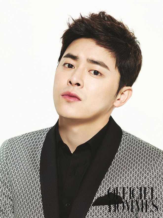 Thánh làm màu ở Hospital Playlist - Jo Jung Suk: Ngôi sao đi lên từ nghèo khó, tự nguyện cắt 7 tỷ tiền cát xê vì lý do không ai ngờ - Ảnh 7.