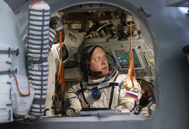 Khoảnh khắc hiếm hoi về cuộc sống của các phi hành gia trên Trạm Vũ trụ Quốc tế (ISS) - Ảnh 1.