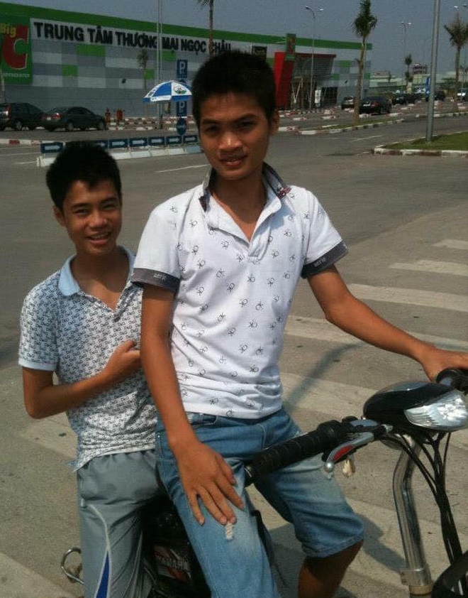 Loạt ảnh bị "đào" lại của các tuyển thủ Việt Nam khiến fan phì cười: Ai cũng có một thời "trẻ trâu" - Ảnh 3. Loạt ảnh bị "đào" lại của các tuyển thủ Việt Nam khiến fan phì cười: Ai cũng có một thời "trẻ trâu" - Ảnh 3.