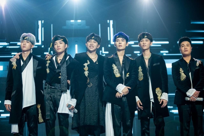 UNI5 bùng nổ ở The Heroes: Chúng ta có thể nghĩ đến câu chuyện tương tự như BIGBANG hay BTS trong 1 ngày rất sớm - Ảnh 1.