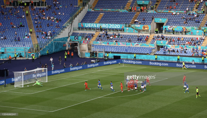 Italy 1-0 Xứ Wales: Dàn trai đẹp nước Ý toàn thắng tại vòng bảng Euro 2020 - Ảnh 14.