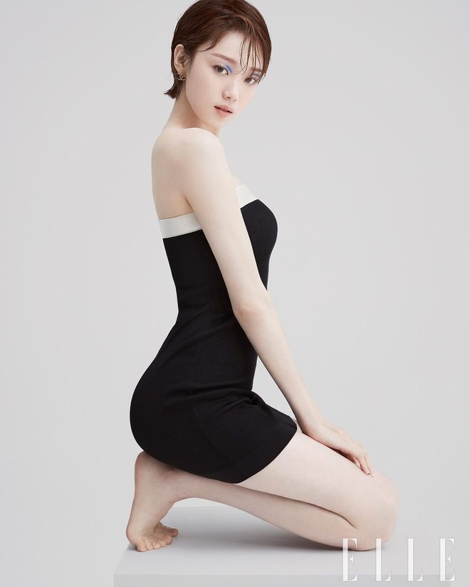 Tiên nữ cử tạ Lee Sung Kyung bất ngờ đổi gió xuống tóc ngắn chưa từng có, người đâu lột xác tomboy mà vẫn đẹp không chê nổi - Ảnh 9.