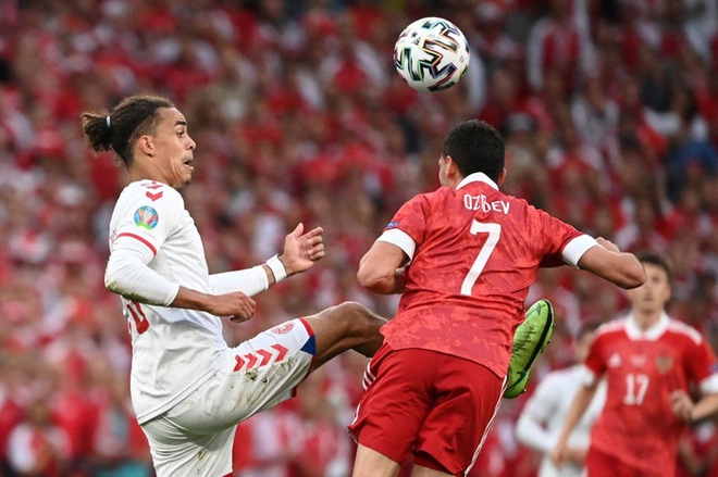 Cơn mưa bàn thắng đưa Đan Mạch vượt qua hiểm nghèo, hú vía vào vòng 1/8 Euro 2020: Xuất hiện ứng viên Pha làm bàn đẹp nhất giải đấu - Ảnh 2.