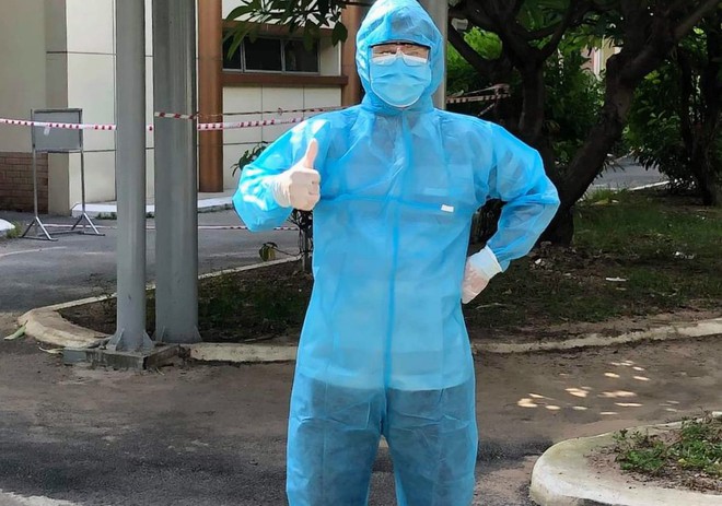 (Chùm ảnh) Bên trong bệnh viện tuyến đầu “nội bất xuất – ngoại bất nhập”  - Ảnh 8.