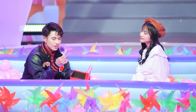 &Aacute; kh&ocirc;i H&agrave; Nội trần t&igrave;nh về nghi &aacute;n n&oacute;i dối: Show kia chỉ diễn, m&igrave;nh v&agrave; thầy gi&aacute;o đ&oacute; kh&ocirc;ng quen biết nhau - Ảnh 4.
