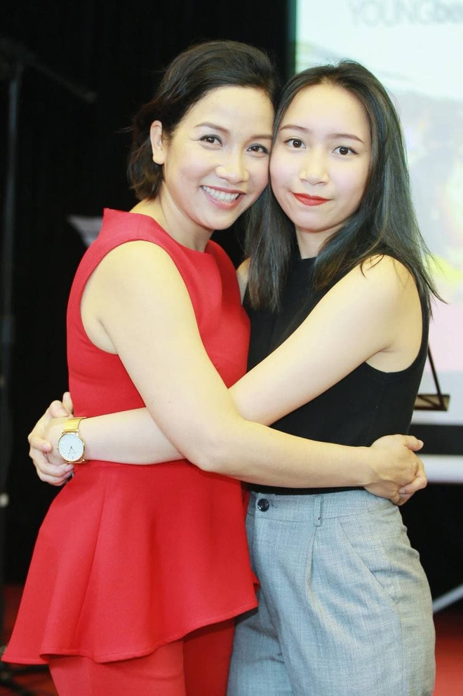 Diva Mỹ Linh nhắn gửi con g&aacute;i Mỹ Anh: Vượt khổ th&igrave; mẹ biết rồi nhưng vượt sướng chắc cũng chả dễ hơn - Ảnh 2.