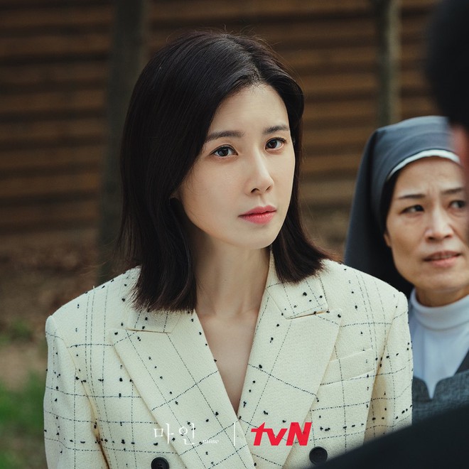 Mợ út Lee Bo Young trong Mine đẹp và giàu là thế, vậy mà đi phỏng vấn SM Entertainment thì bị loại thẳng! - Ảnh 4.