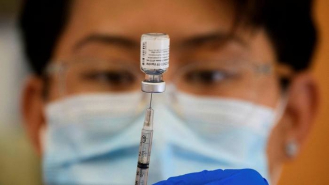 Cuộc săn lùng “siêu vaccine” ngăn chặn đại dịch Covid-19 của giới khoa học - Ảnh 1.