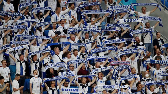 Phần Lan gia tăng số ca mắc COVID-19, nghi do fan bóng đá trở về từ các trận đấu Euro - Ảnh 1.