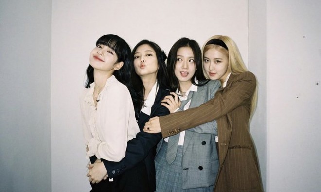 Ros&eacute; (BLACKPINK) thể hiện ca kh&uacute;c Suga (BTS) s&aacute;ng t&aacute;c: Knet hết m&igrave;nh ủng hộ nhưng Vnet th&igrave; nhất quyết kh&ocirc;ng cho! - Ảnh 2.