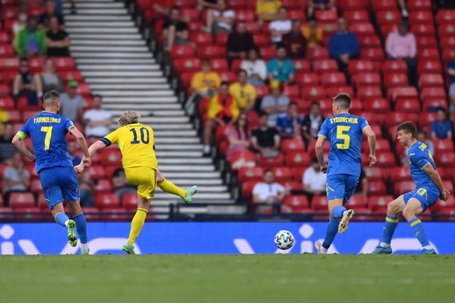Đ&aacute;nh bại Thụy Điển bằng b&agrave;n thắng v&agrave;ng ph&uacute;t 120+1, Ukraine gặp ĐT Anh ở tứ kết Euro 2020 - Ảnh 5.