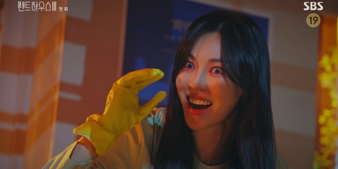 Nổi da gà với màn giả điên của ác nữ Kim So Yeon ở Penthouse 3, netizen phát cuồng thánh diễn xuất đây rồi - Ảnh 3.