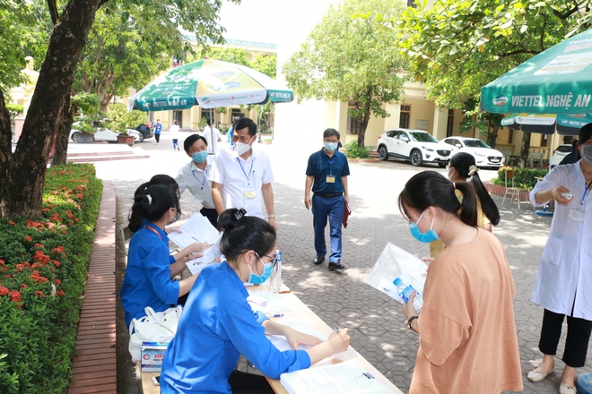 Nghệ An: Phòng thi đặc biệt tại kỳ thi vào lớp 10 THPT chuyên Phan Bội Châu - Ảnh 1.