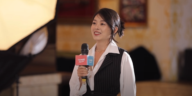 N&agrave;ng thơ của Sơn T&ugrave;ng đi thi The Face: Mạc Trung Ki&ecirc;n thả th&iacute;nh nhiệt t&igrave;nh nhưng bị Tr&acirc;m Anh dặn đừng đớp - Ảnh 1.