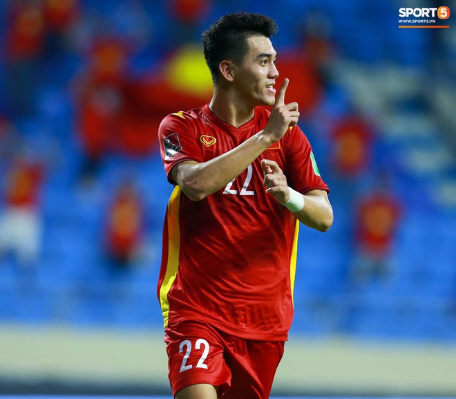 Tuyển Việt Nam chốt đơn 4-0 trước Indonesia, giữ vững ngôi đầu tại vòng loại World Cup 2022 - Ảnh 2.